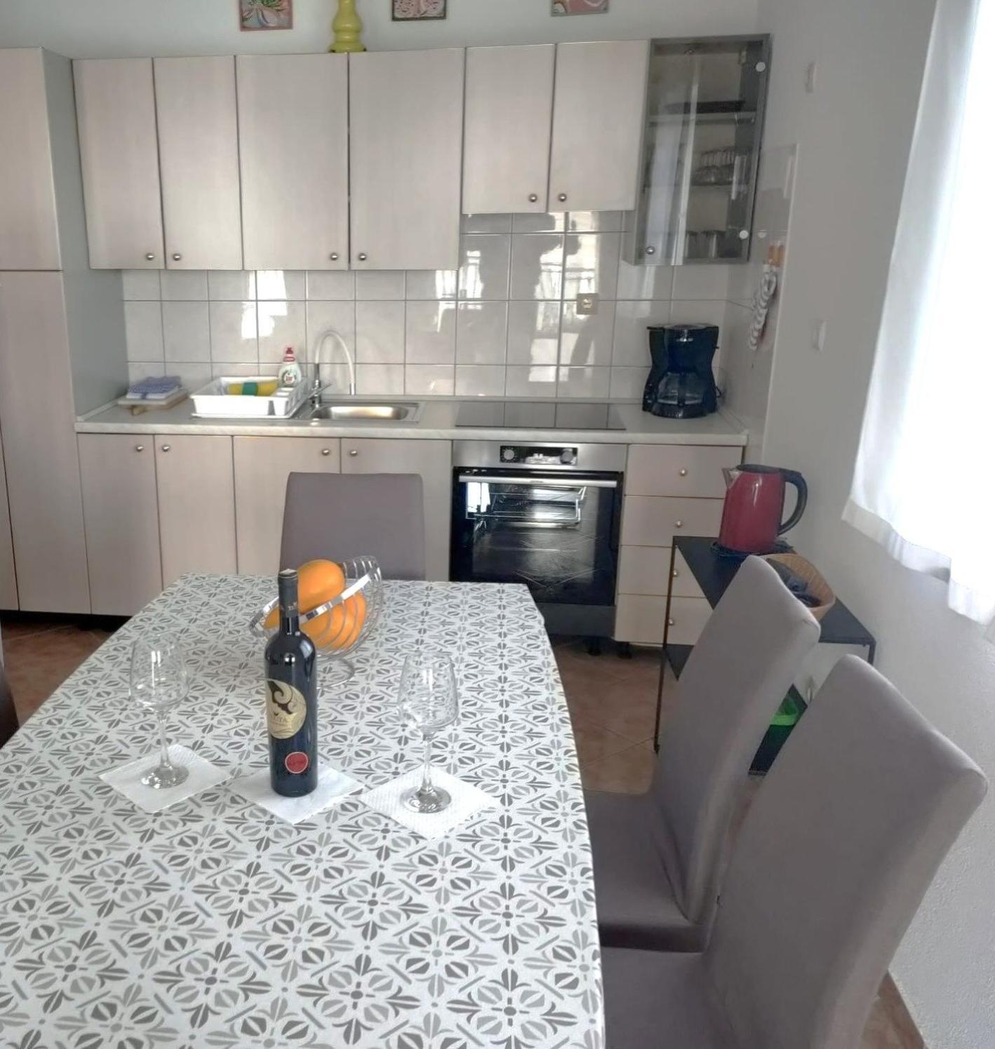 Apartmani Attila โตรกีร์ ภายนอก รูปภาพ